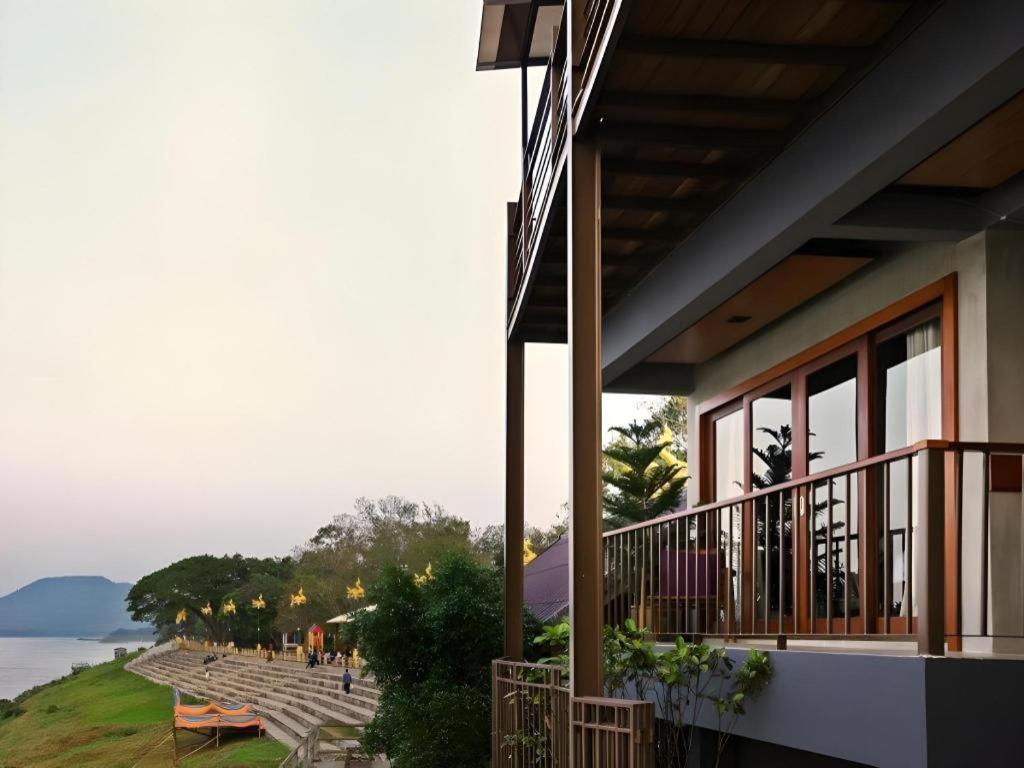 Chic Chiangkhan Hotel Chiang Khan Ngoại thất bức ảnh